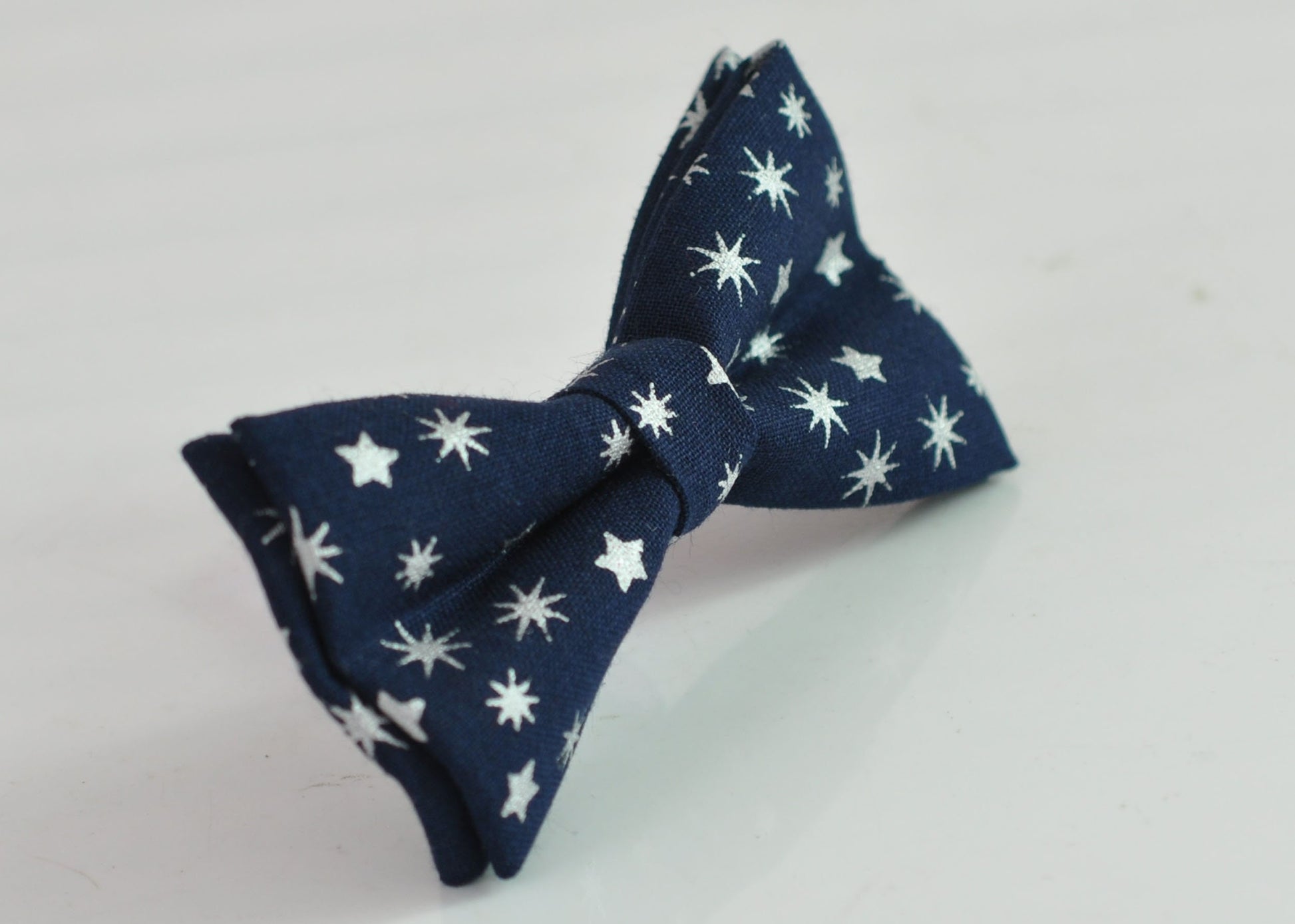 Xmas Christmas White Snowflake Stars Emerald Navy Blue 100% Cotton Pretied Bow Tie for Men Adult / Youth / Boy Kids / Baby Infant Toddler