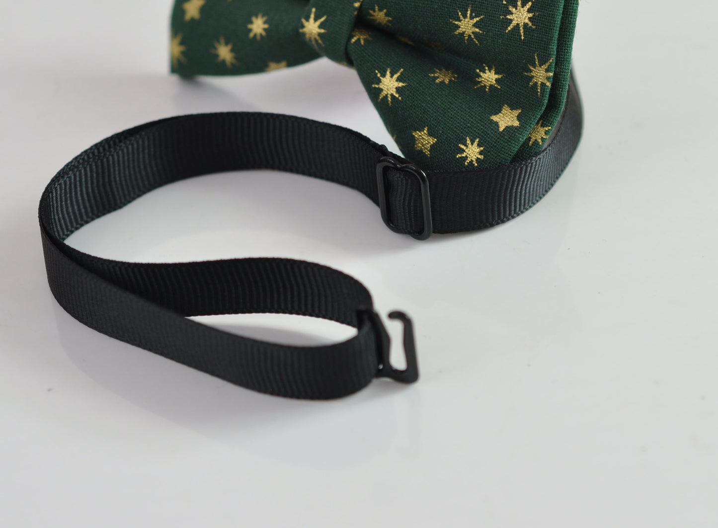 Xmas Christmas Gold Snowflake Stars Green Bow tie + Tan Brown Elastic Suspenders Braces for Men / Youth/ Boys Kids / Baby Infant Toddler
