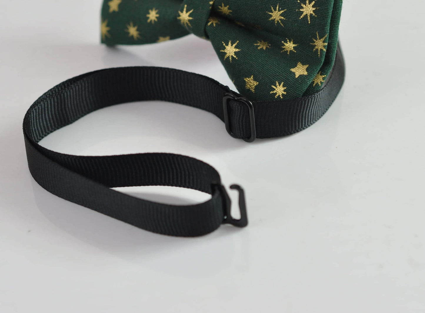 Xmas Christmas Gold Snowflake Stars Green Bow tie + BLACK Elastic Suspenders Braces for Men / Youth/ Boys Kids / Baby Infant Toddler