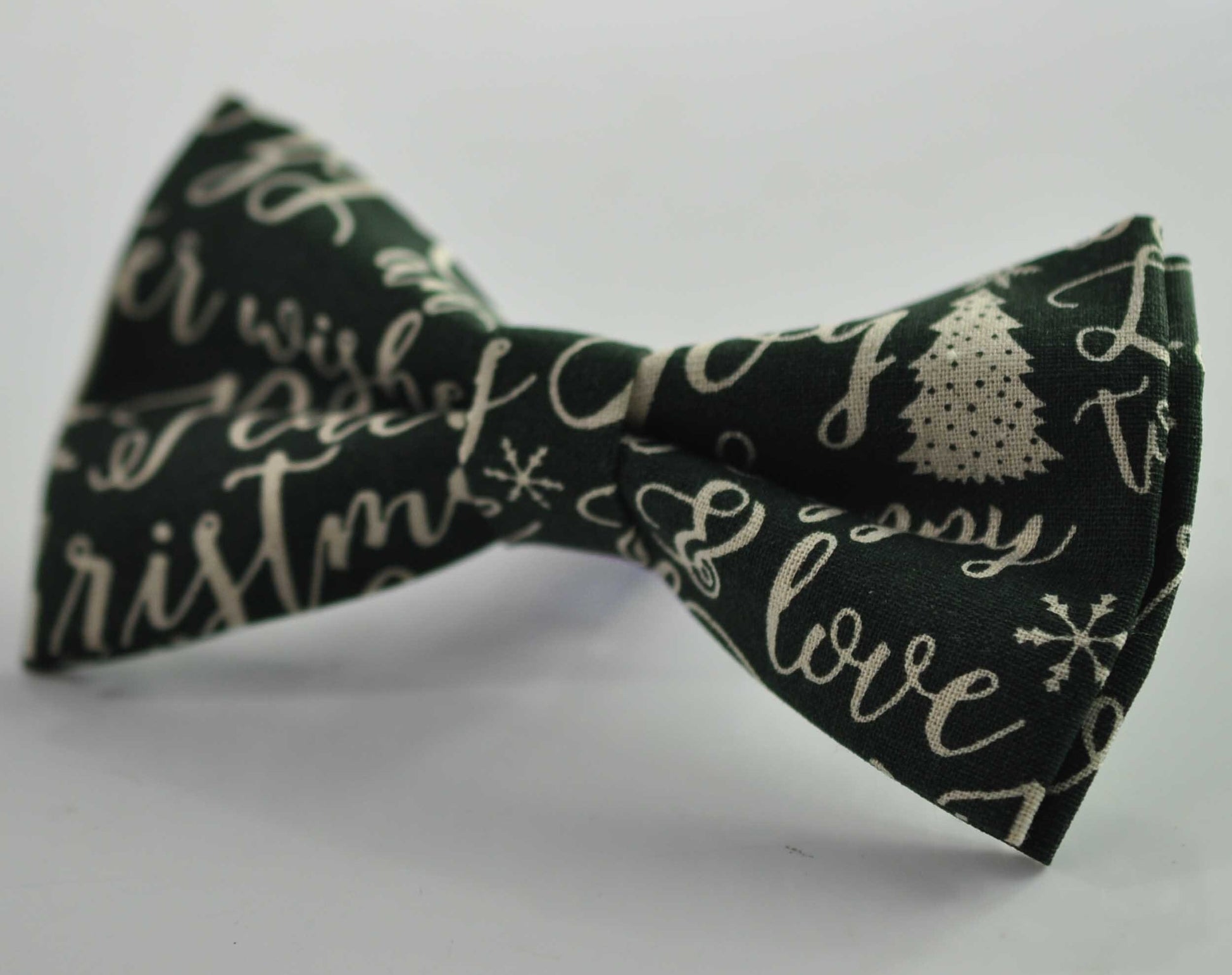 Men 100% Cotton Green White Cotton Christmas ELK Trees Handmade Bow Tie Bowtie Craft Wedding Party