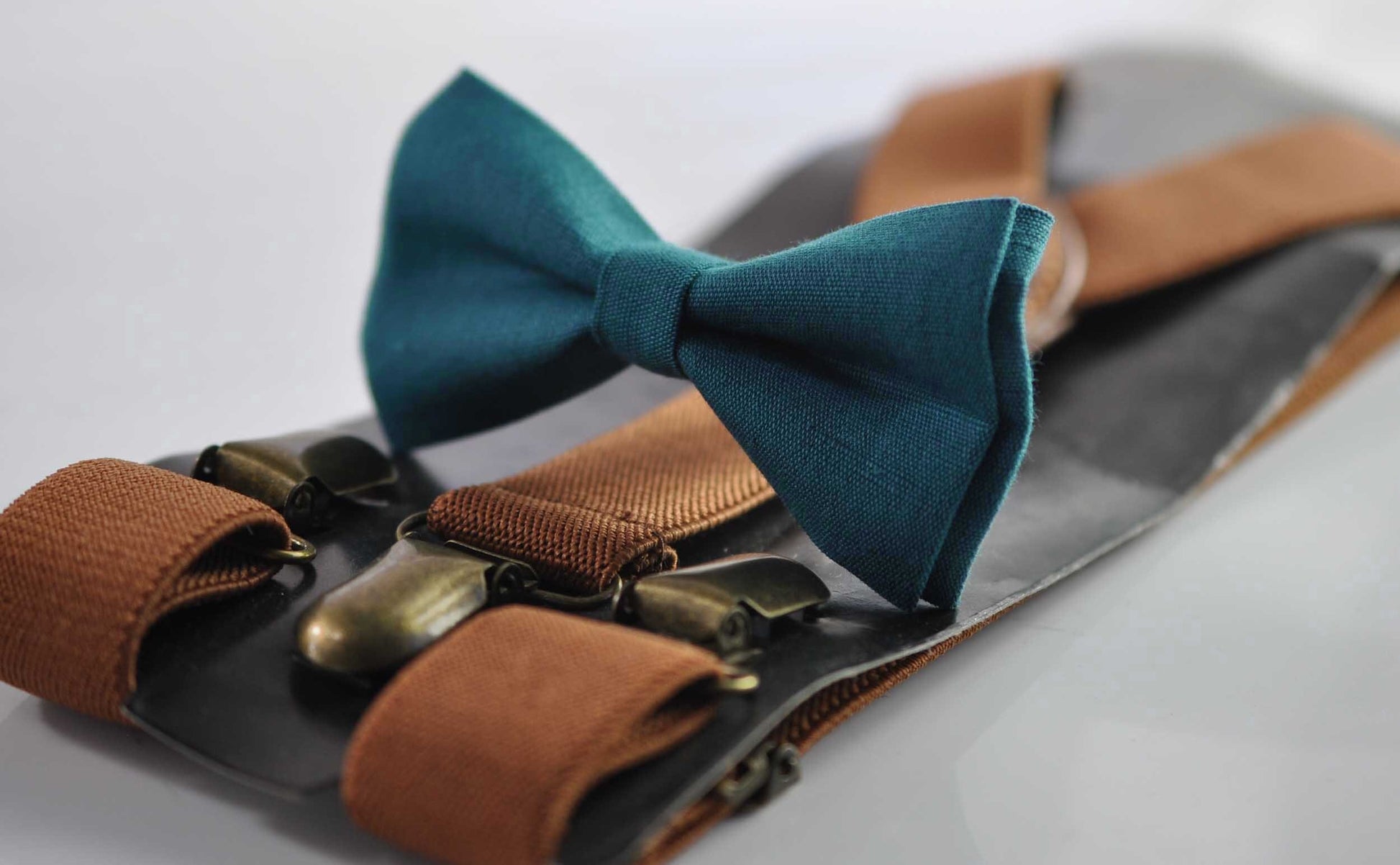 Turquoise Teal Blue Linen Bow tie Bowtie + Tan Brown Elastic Suspenders Braces for Men / Youth Teenage/ Boys Kids / Baby Infant Toddler