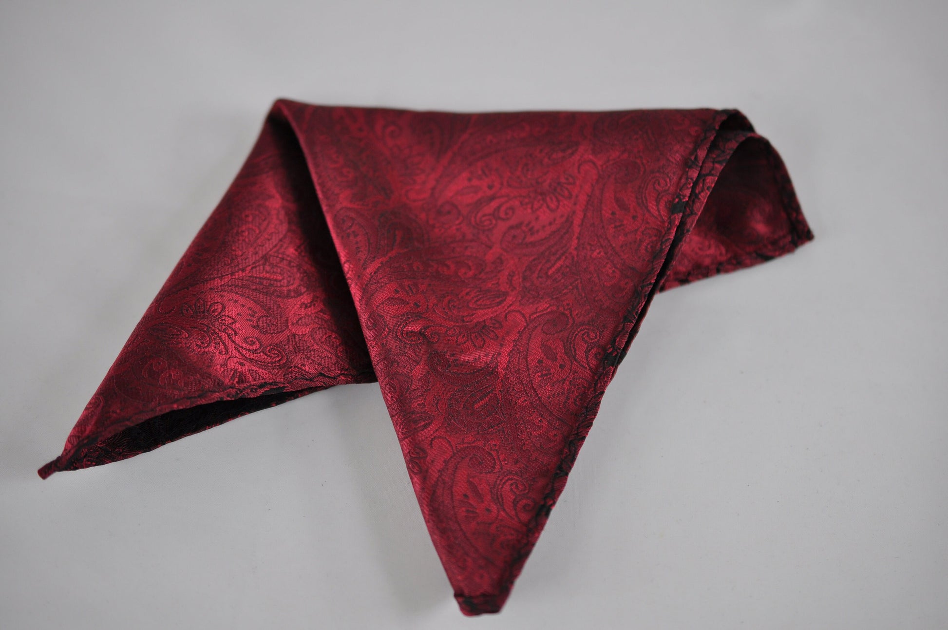 Mens Wine Red Burgundy Yarn-dyed Polyester Silk FEEL Bow tie + Pocket Square Hanky Handkerchief + Tan Suspenders Braces