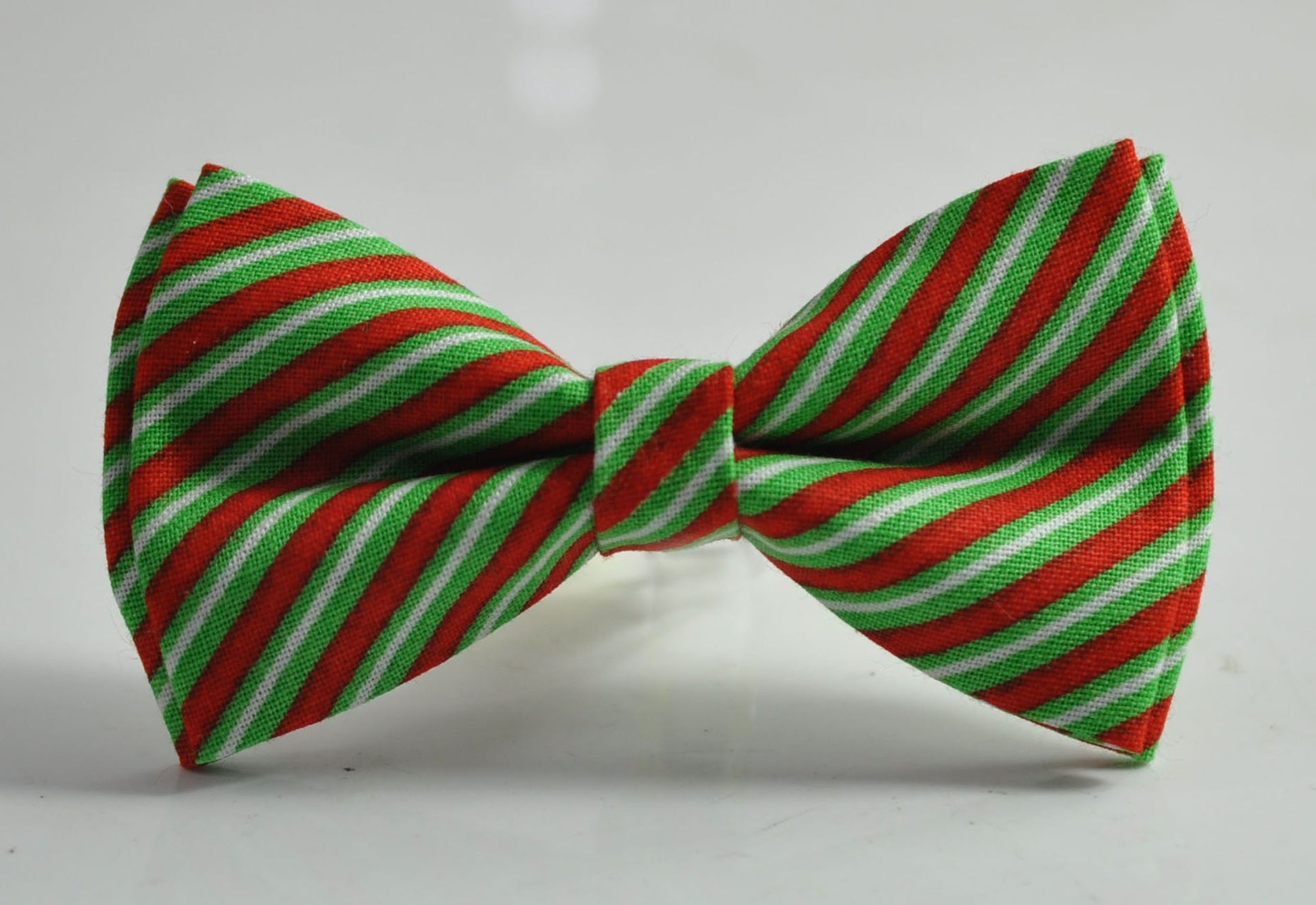 Red White Green Candy Stripes Christmas Xmas Bow tie Bowtie + Tan Brown Suspenders Braces Men / Youth/ Boys Kids / Baby Infant Toddler